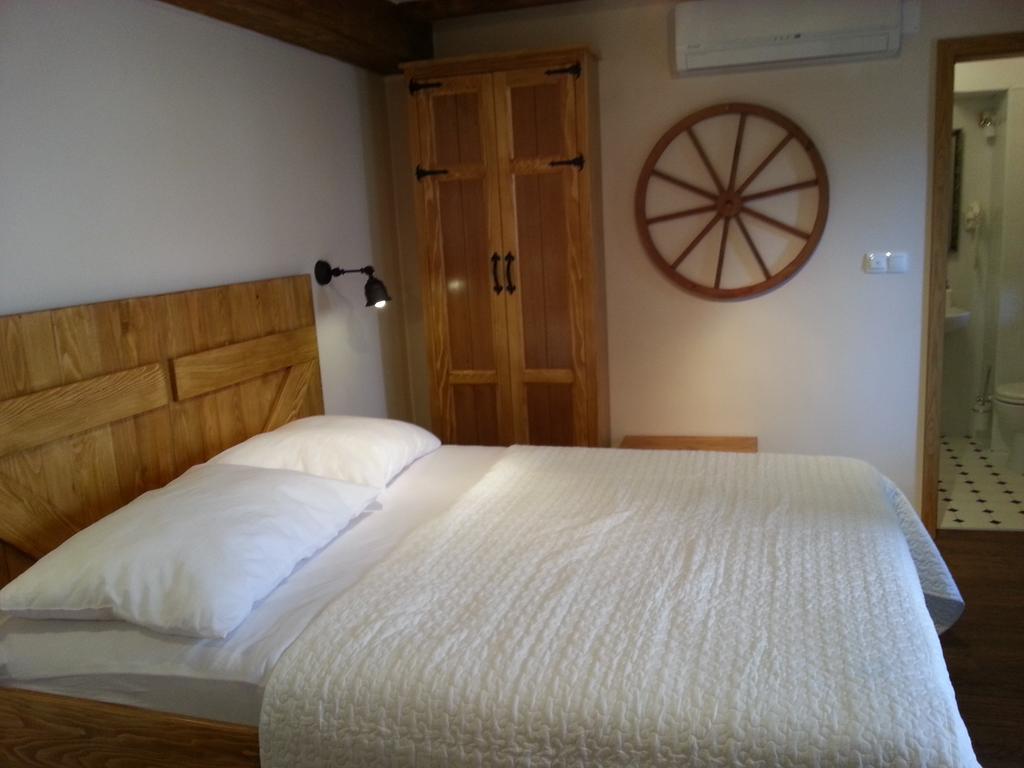 Ferienwohnung Dvori Svetog Mihaela Šibenik Zimmer foto