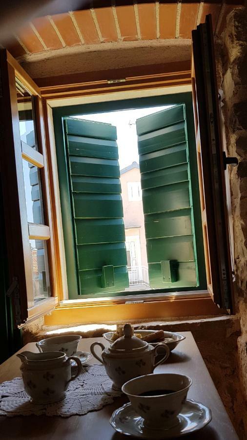 Ferienwohnung Dvori Svetog Mihaela Šibenik Exterior foto